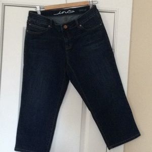 Ladies jean capris